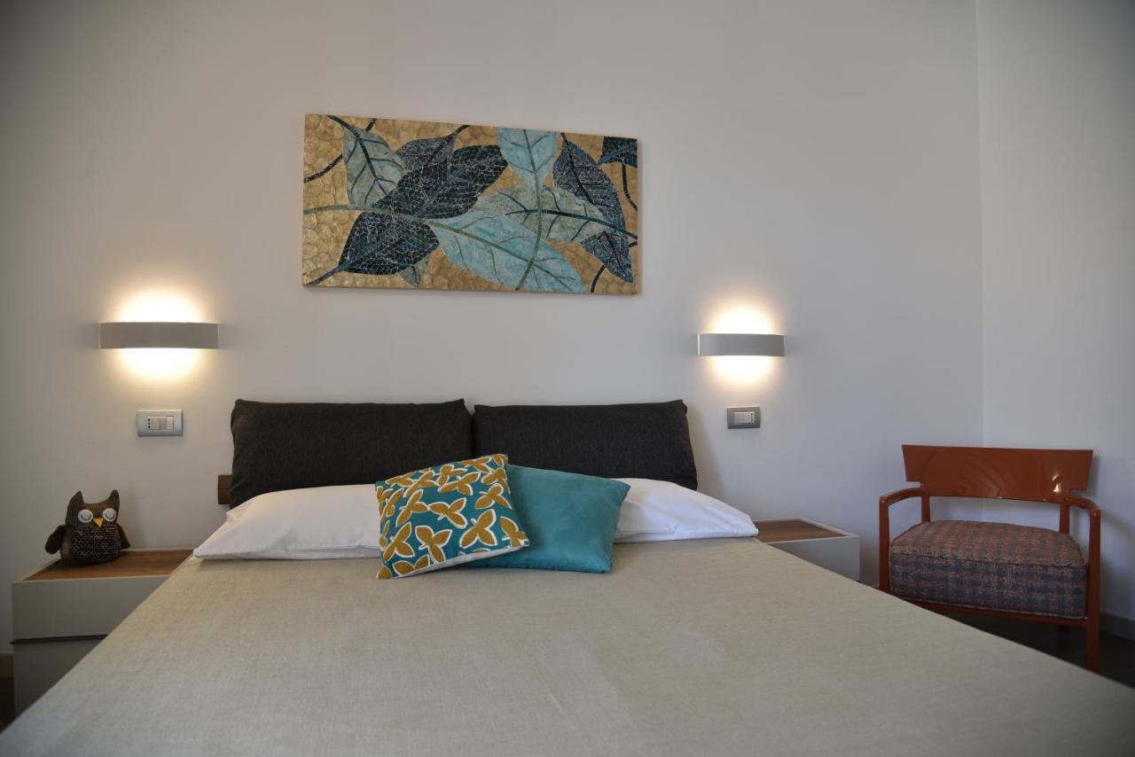 Casa Di Alex | Sirmione Apartment Luaran gambar