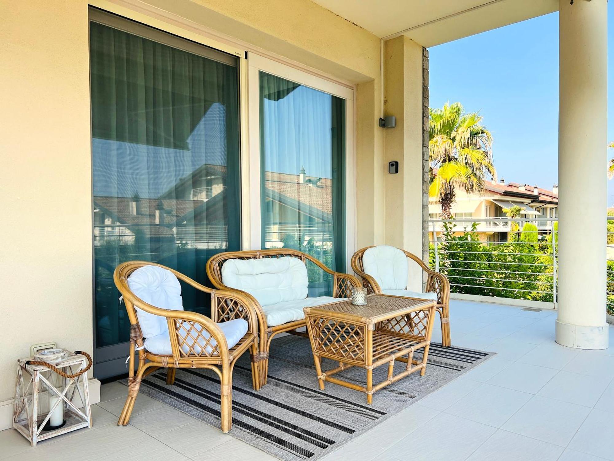 Casa Di Alex | Sirmione Apartment Luaran gambar