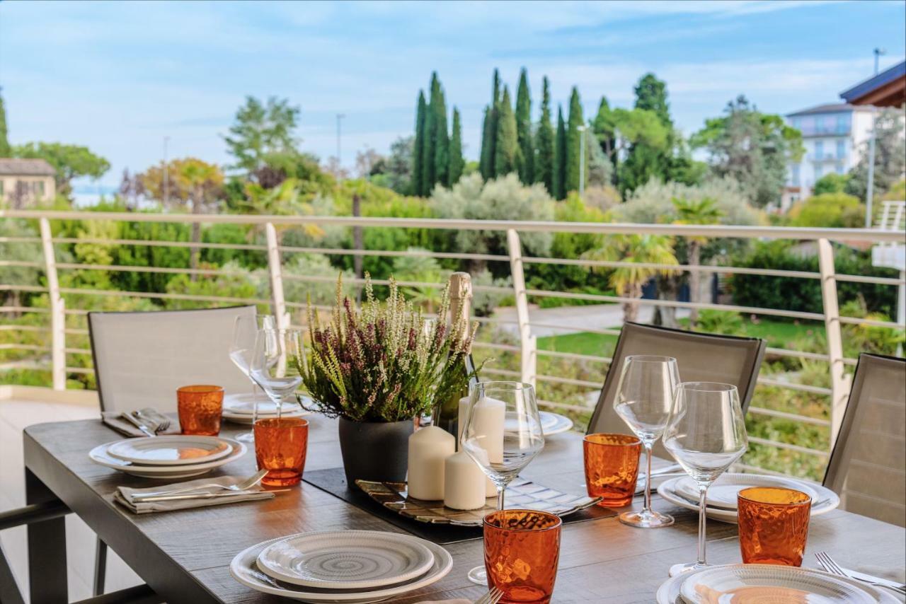Casa Di Alex | Sirmione Apartment Luaran gambar