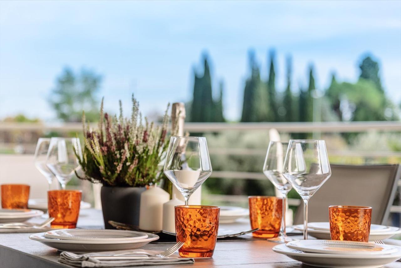 Casa Di Alex | Sirmione Apartment Luaran gambar